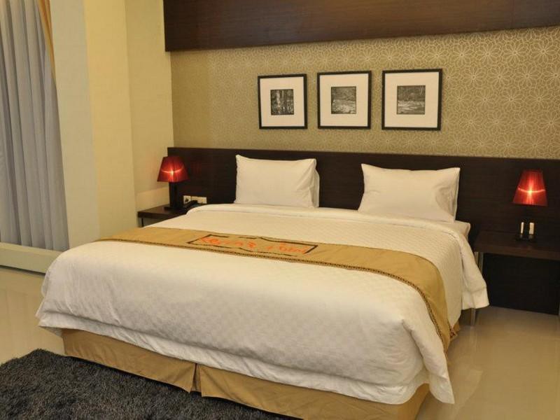 Regina Hotel Pemalang 11/32