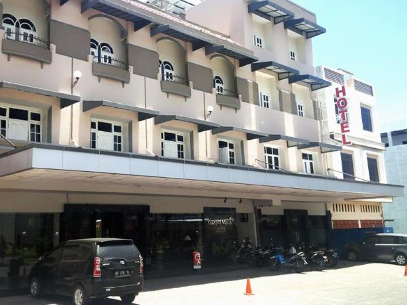 Grand Mega Hotel 1/26
