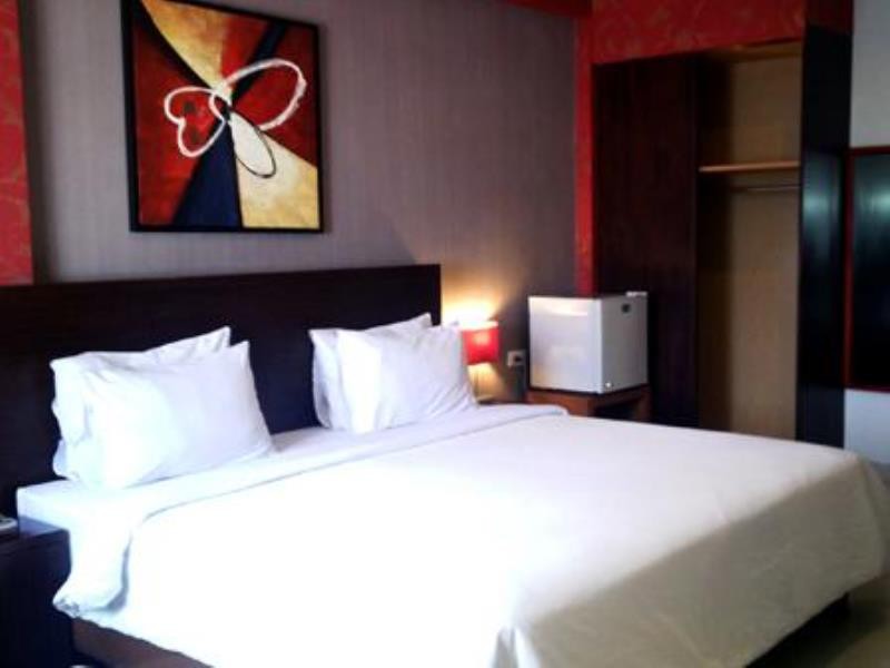 Grand Mega Hotel 11/26