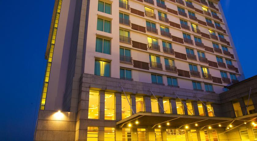 Grand Surya Hotel Kediri 1/51