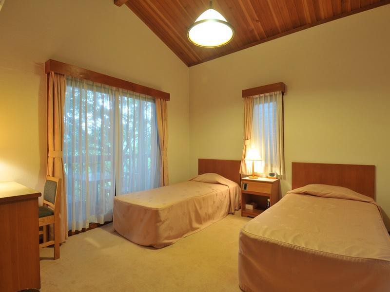 Menard Aoyama Resort 2/3