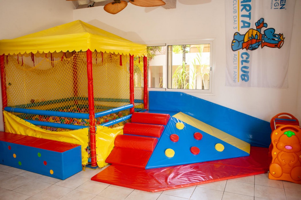 Royal Beach Hotel & Spa 45/84
