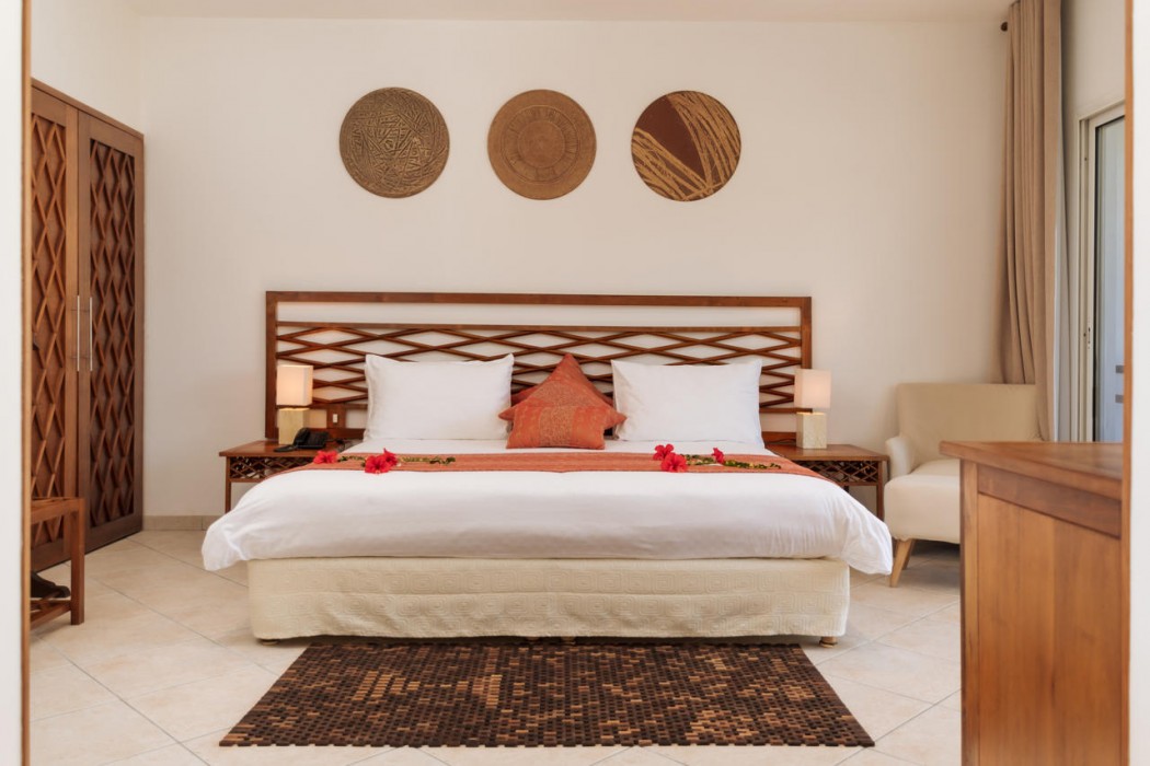 Royal Beach Hotel & Spa 15/84