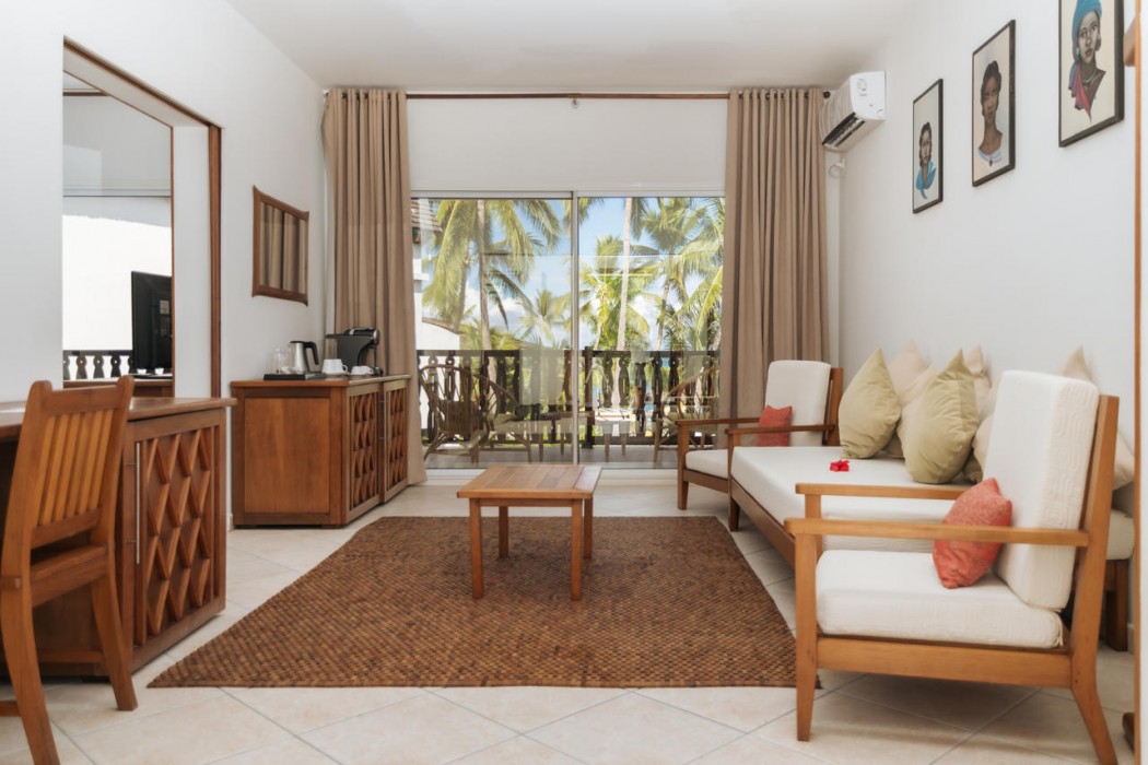 Royal Beach Hotel & Spa 25/84