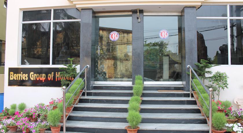 Hotel Pushpa Berries Group of Hotels 2/29