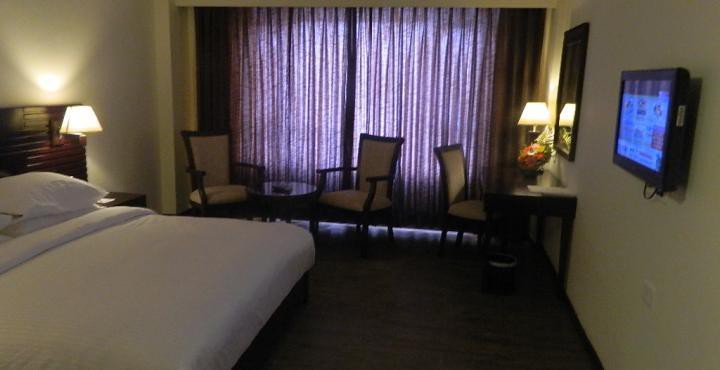 KESHAV CLARKS INN 4/21