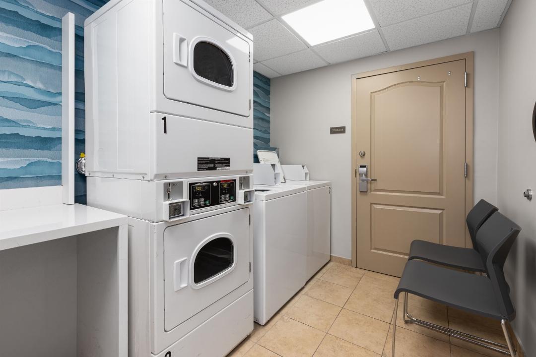 Hampton Inn & Suites Tampa-Wesley Chapel 17/38