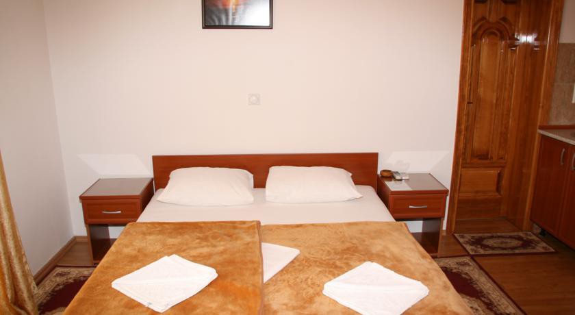 HOTEL LLOLLA 13/55