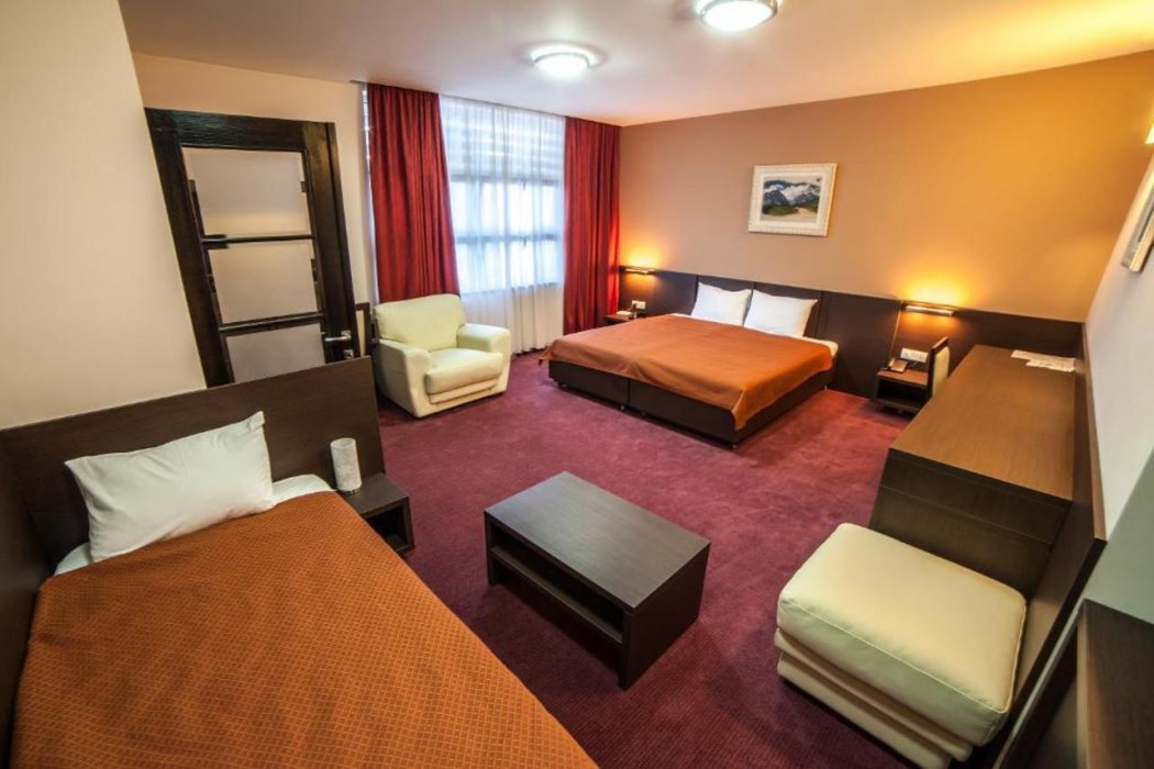 Hotel Terminus 12/36
