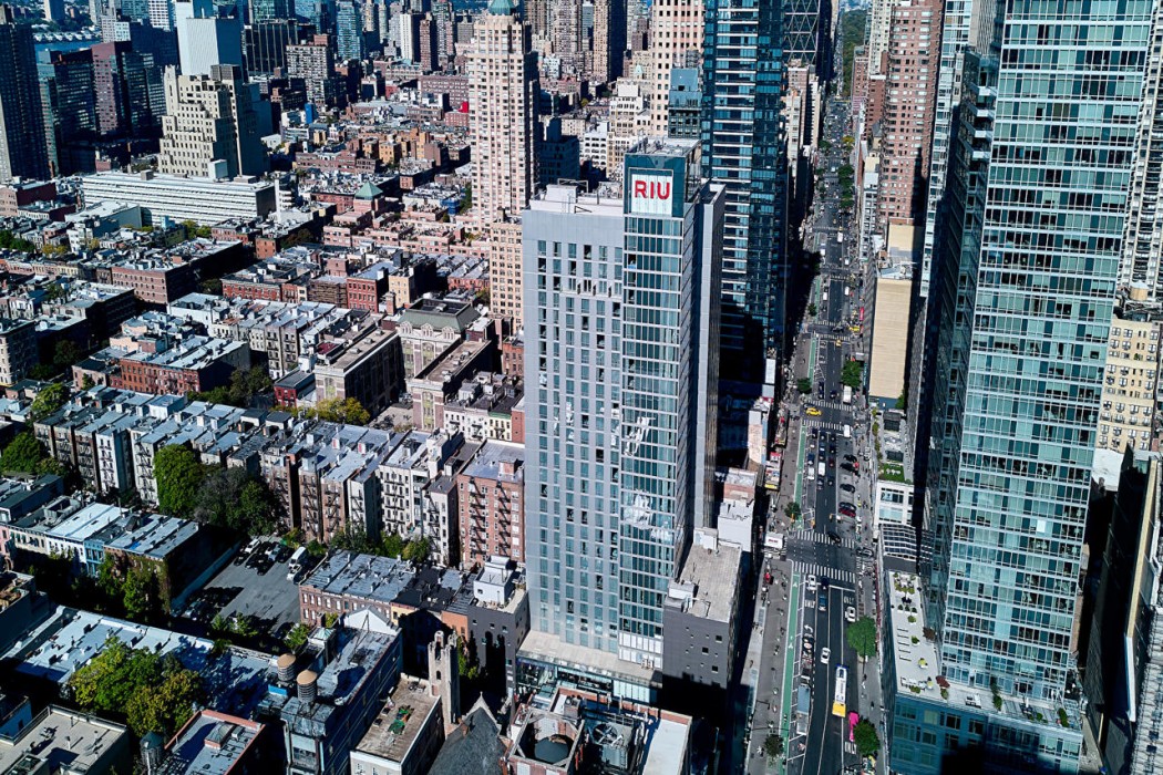 Riu Plaza New York Times Square 9/60