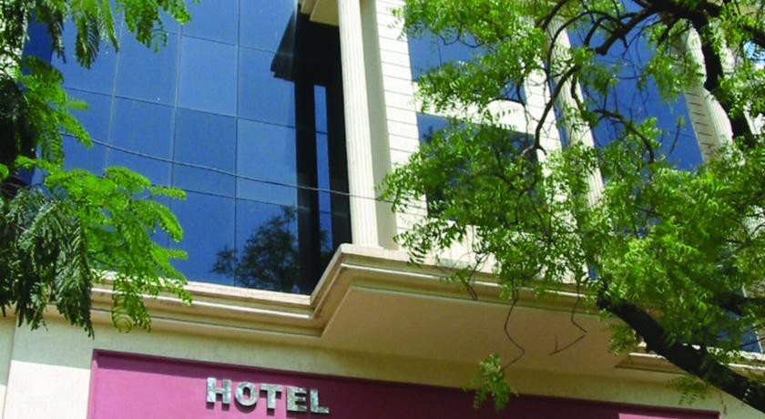 Hotel Celebration 1/53