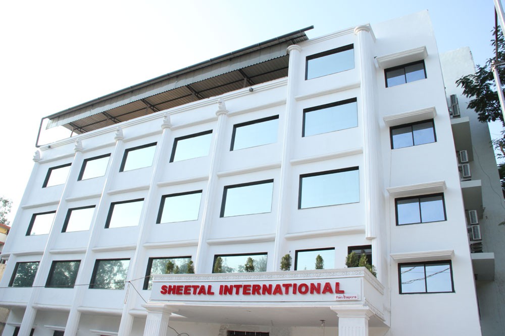 Hotel Sheetal International 1/52