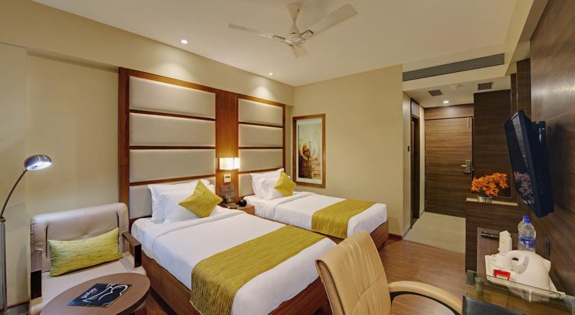 Armoise Hotel 13/40
