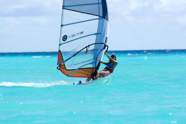 Furaveri Maldives 33/67