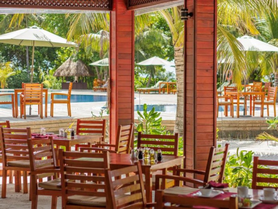 Furaveri Maldives 28/67