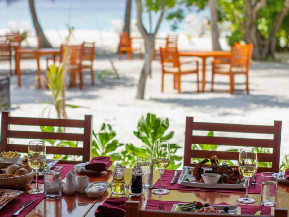 Furaveri Maldives 26/67