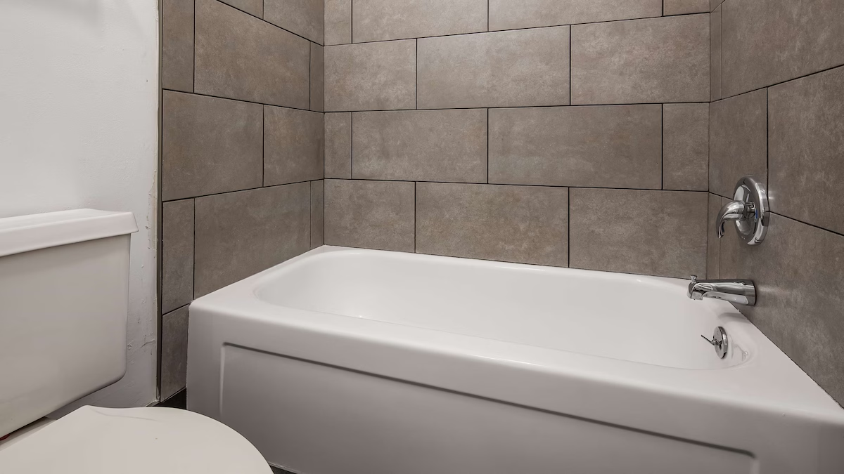 SureStay Hotel by Best Western Findlay 24/33