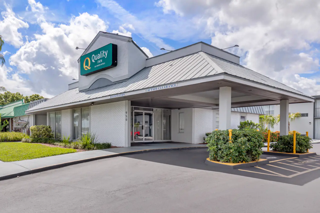 Quality Inn Downtown Stuart 2/32