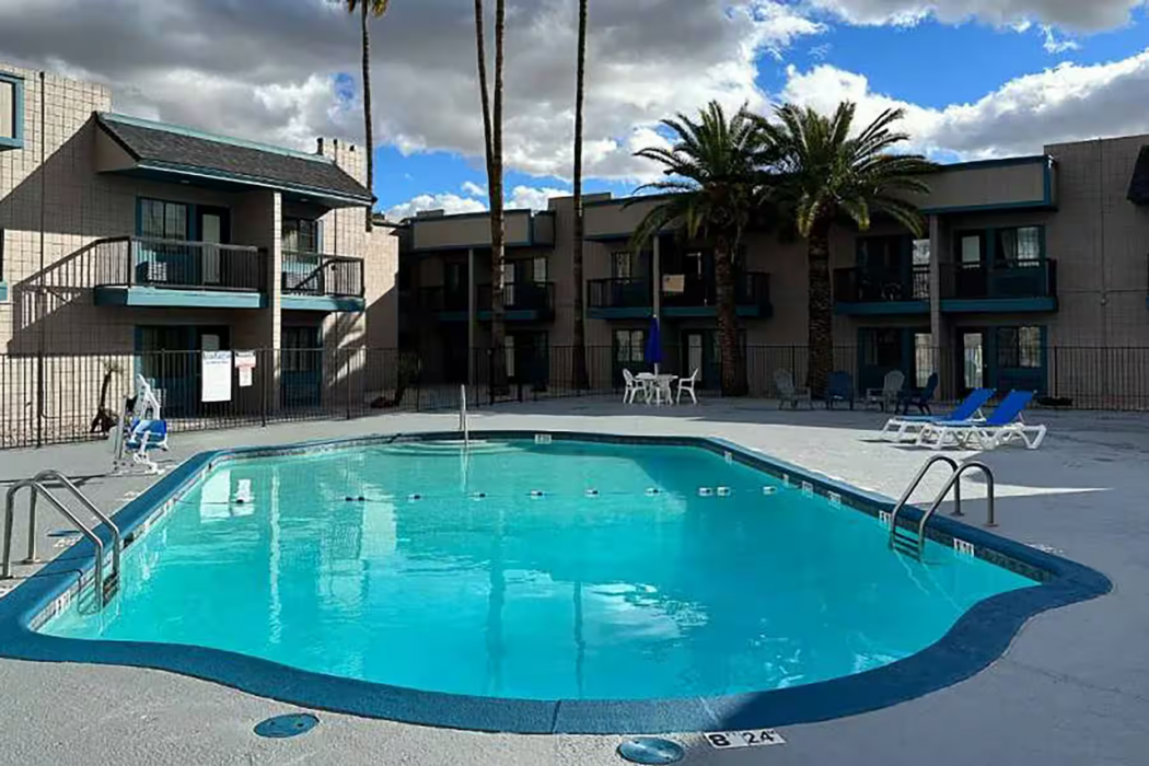 Super 8 by Wyndham Mesa Downtown Near Convention Center 8/20