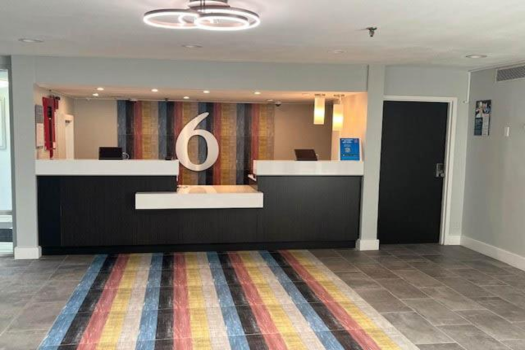 Studio6 Suites Norcross, GA 6/35