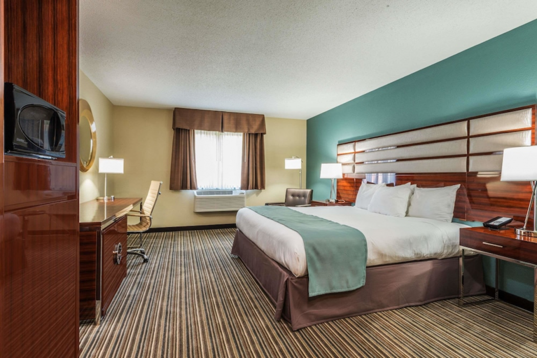 Baymont By Wyndham Copley Akron 6/32