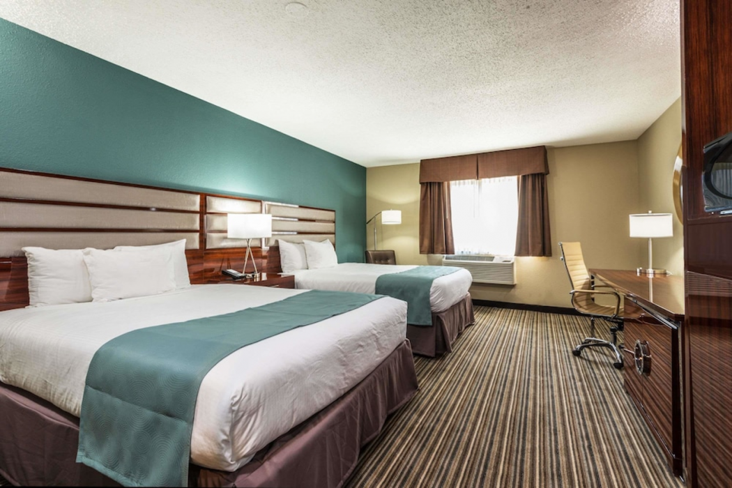 Baymont By Wyndham Copley Akron 4/32