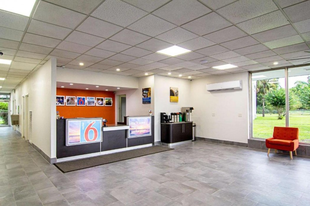 Lobby at Motel6 Starke, FL, STARKE - FL