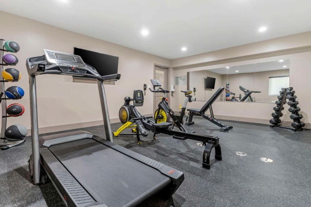 Country Inn & Suites by Radisson, Vallejo Napa Valley, CA 24/35