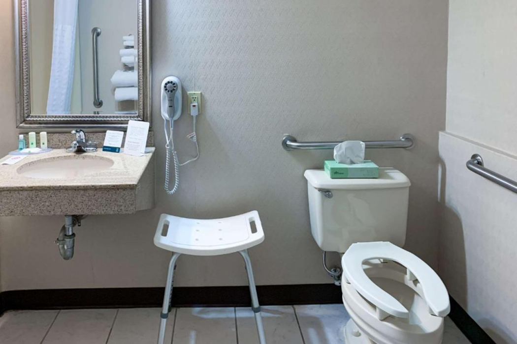 Quality Inn Near Toms River Corporate Park 7/25