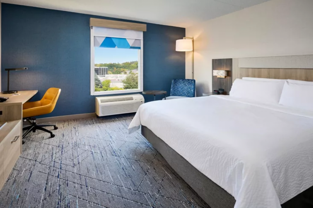 Holiday Inn Express and Suites Kitchener Southeast by IHG 16/64