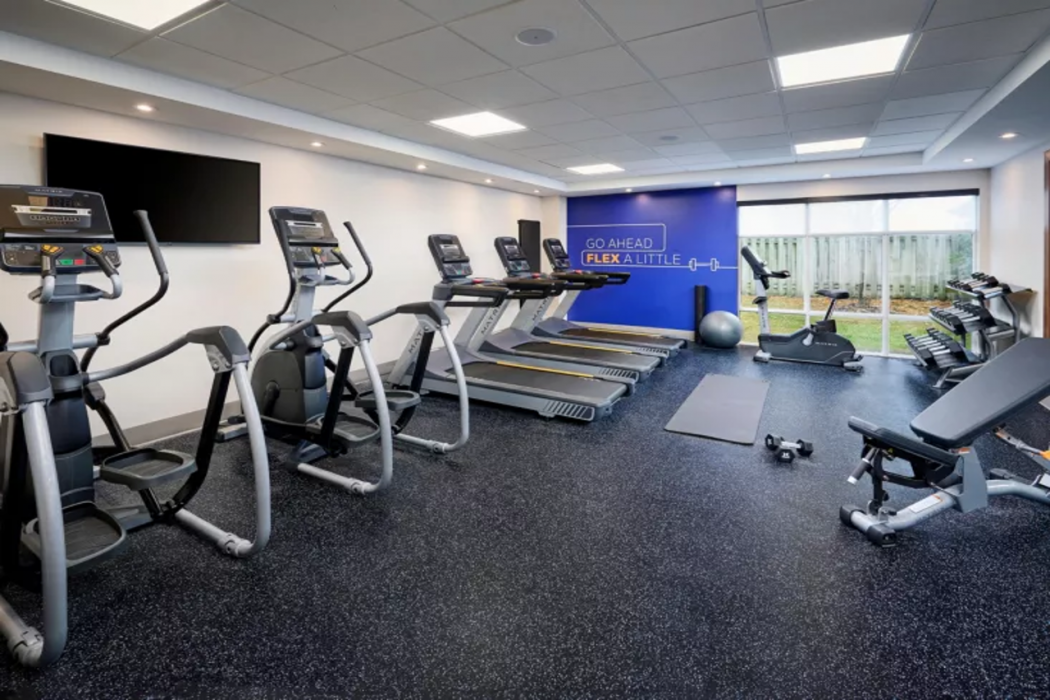 Holiday Inn Express and Suites Kitchener Southeast by IHG 30/64