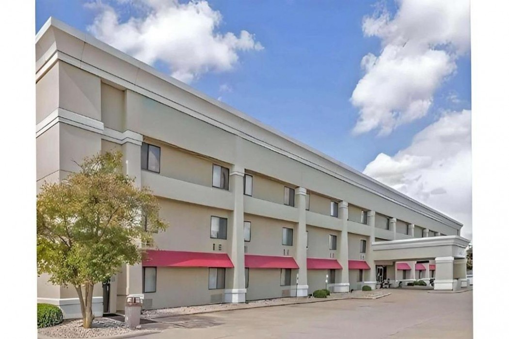 Sleep Inn Champaign North - Urbana 1/39