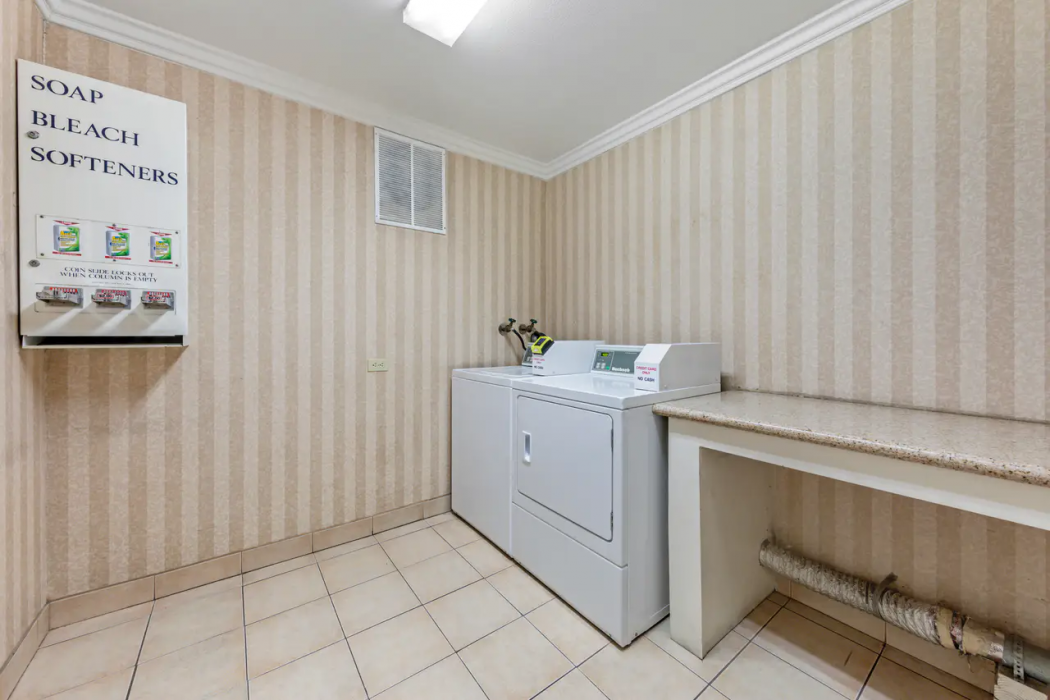 Quality Inn Suites Anaheim Maingate 16/24