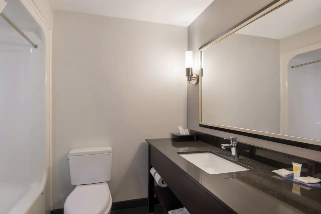 Clarion Pointe Syracuse Downtown 7/29