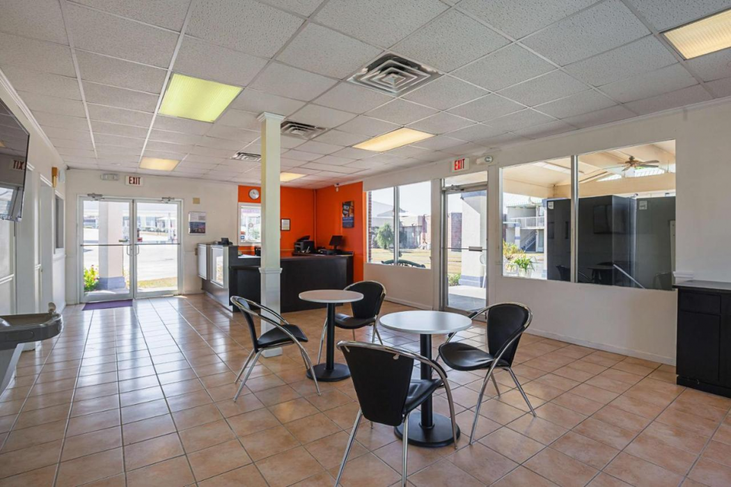 Lobby at Motel6 Tifton, GA, TIFTON - GA