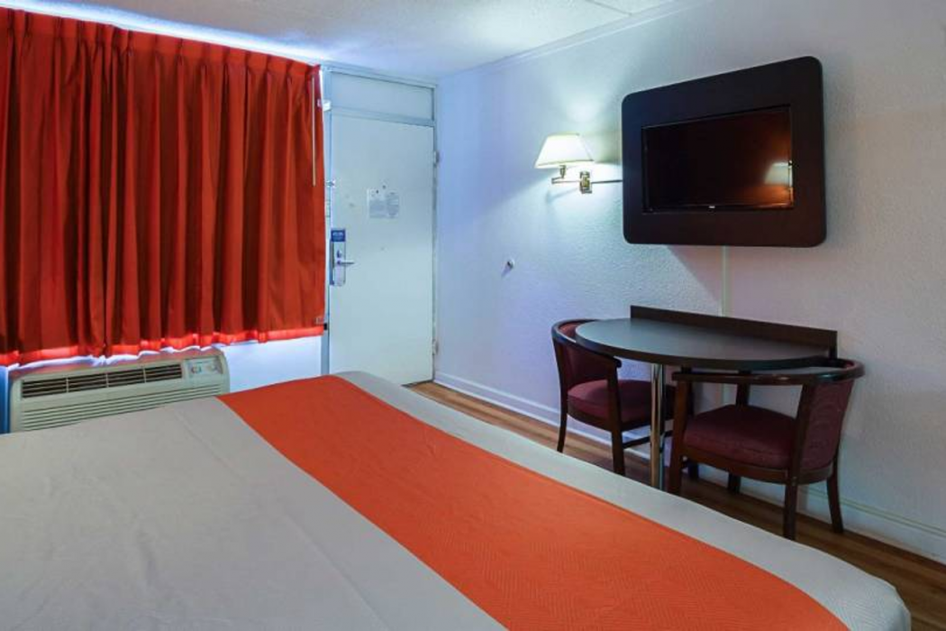 Motel6 Tifton, GA 12/42