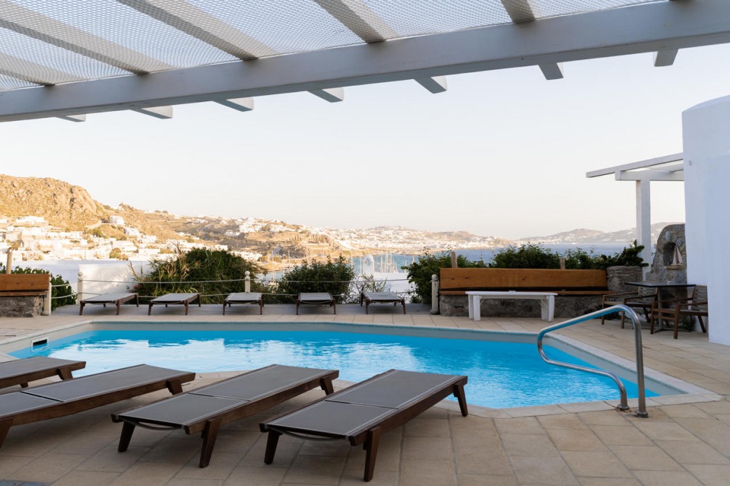 Rhenia Hotel and Bungalows 56/88