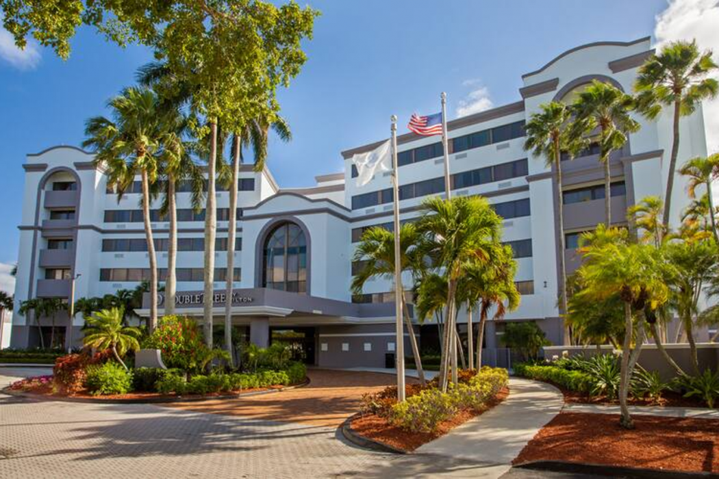 DoubleTree by Hilton West Palm Beach Airport 2/38