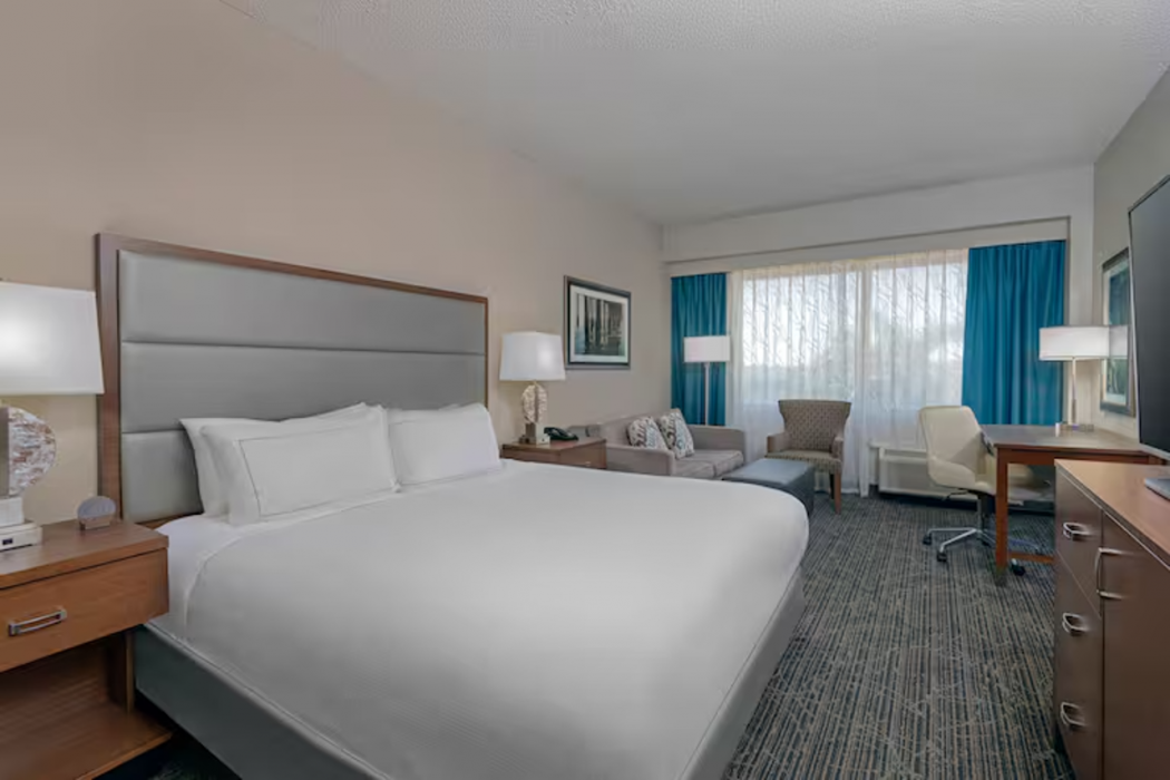 DoubleTree by Hilton West Palm Beach Airport 6/38