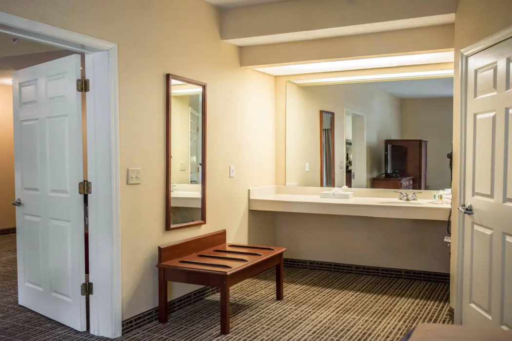 Quality Inn Lake City 9/29