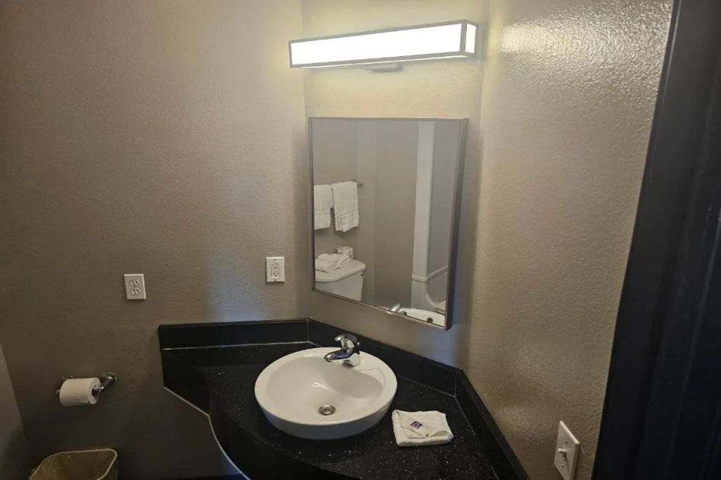 Motel6 Sinton, TX 13/51