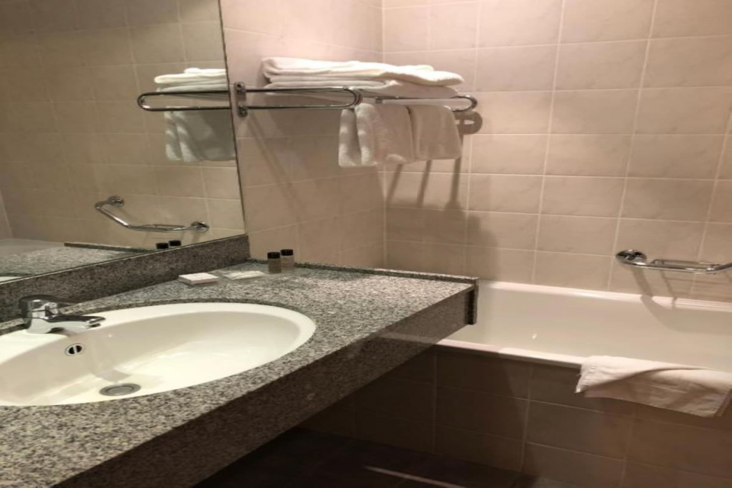 Maldron Hotel Newlands Cross 7/26