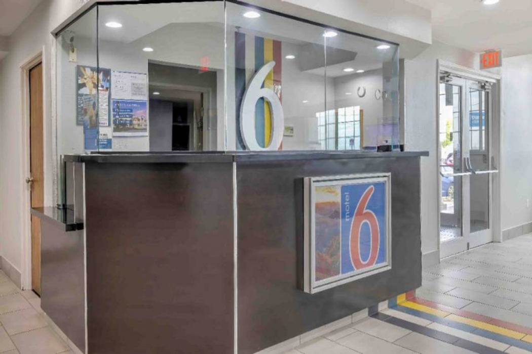 Lobby at Motel6 Fort Worth, TX - Burleson, FORT WORTH - TX