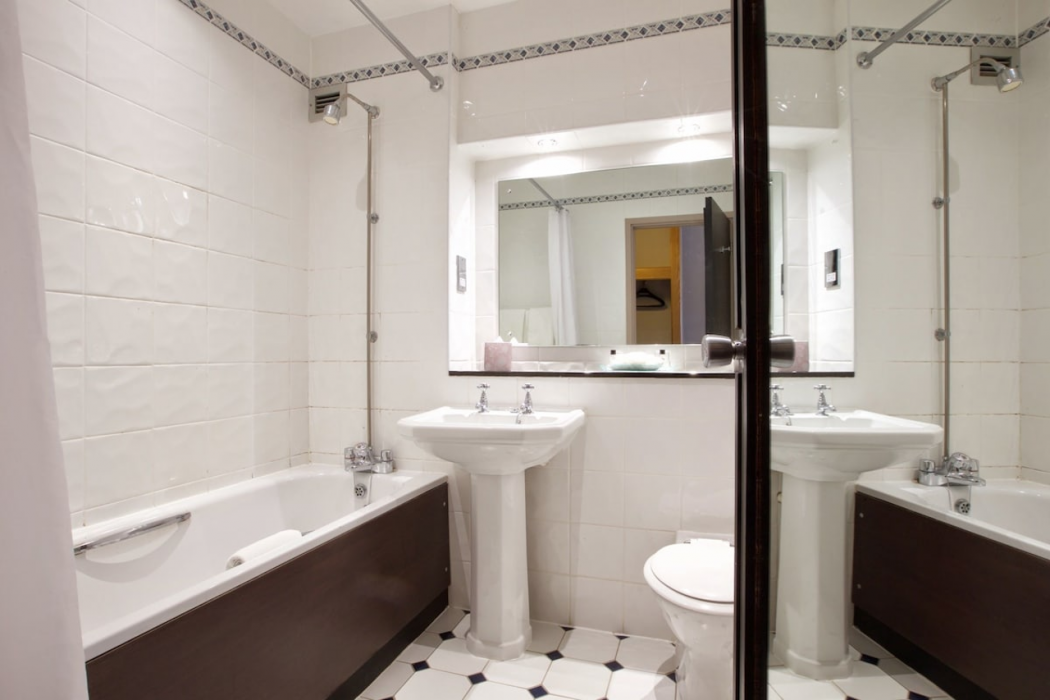 Stourport Manor Hotel 15/30