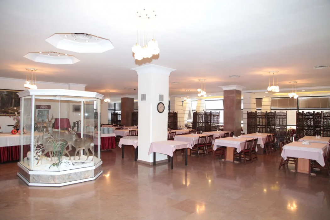Hotel Shirak 22/26