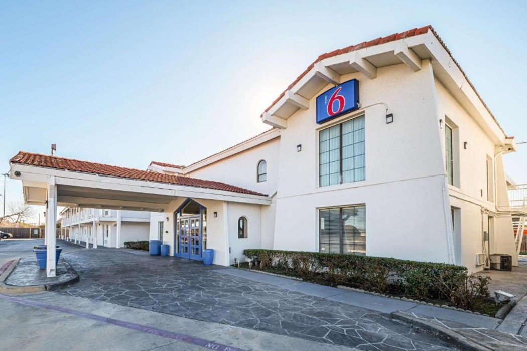 Motel6 Grand Prairie, TX - Interstate 30