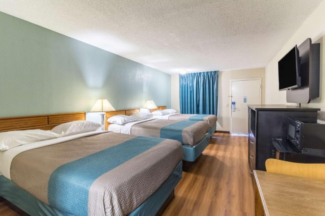 Motel6 Kenly, NC 10/41