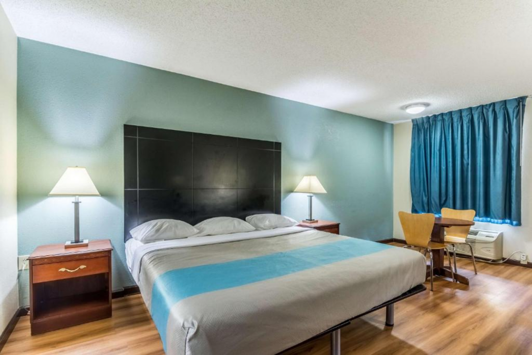 Motel6 Kenly, NC 13/41