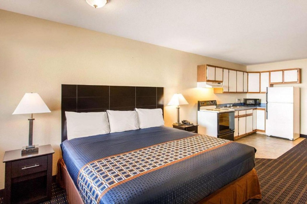 Rodeway Inn Coeur d Alene, ID 13/24
