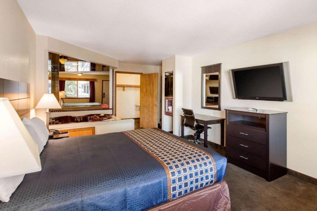 Rodeway Inn Coeur d Alene, ID 14/24